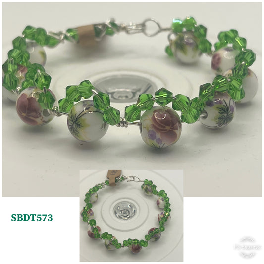 Floral Porcelain Beads with Grass Green Crystal Beads Bracelet