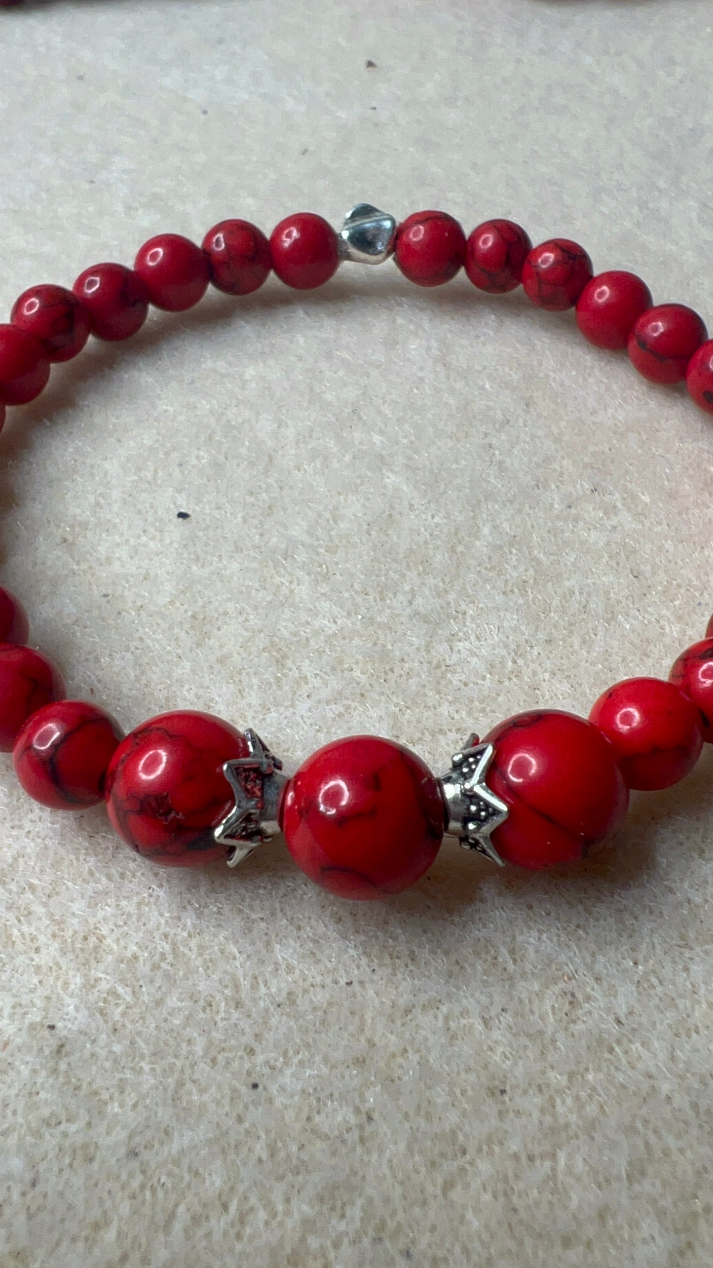 Small Red Howlite with Silver Star Spacer Stretch Bracelet