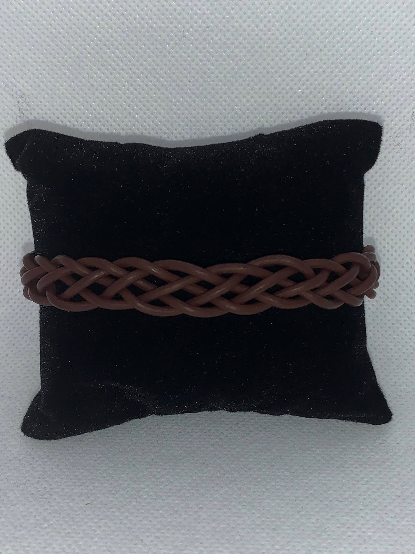 Brown and brass leather bracelet