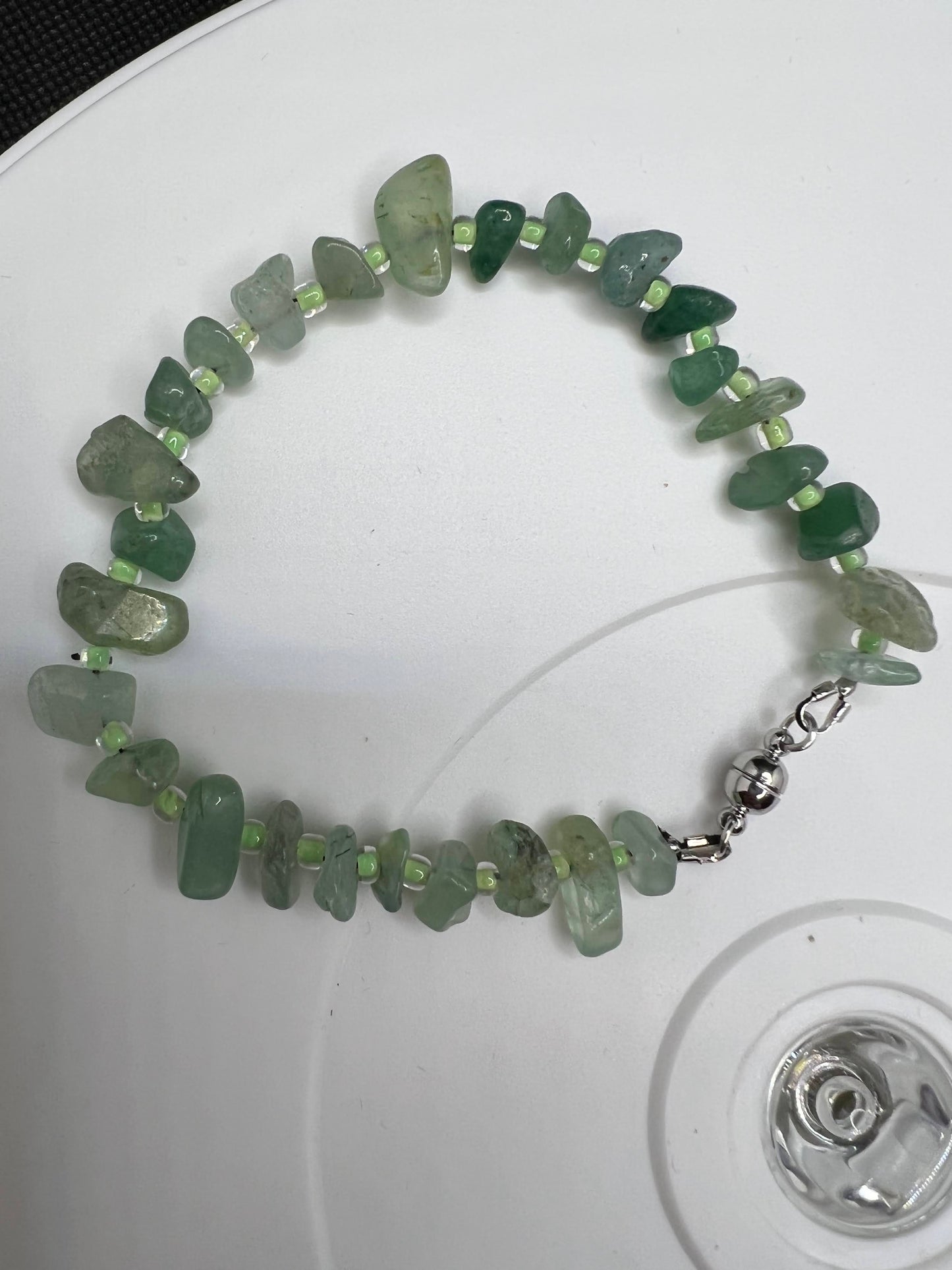 Green Agate Chips Magnetic clasp bracelet