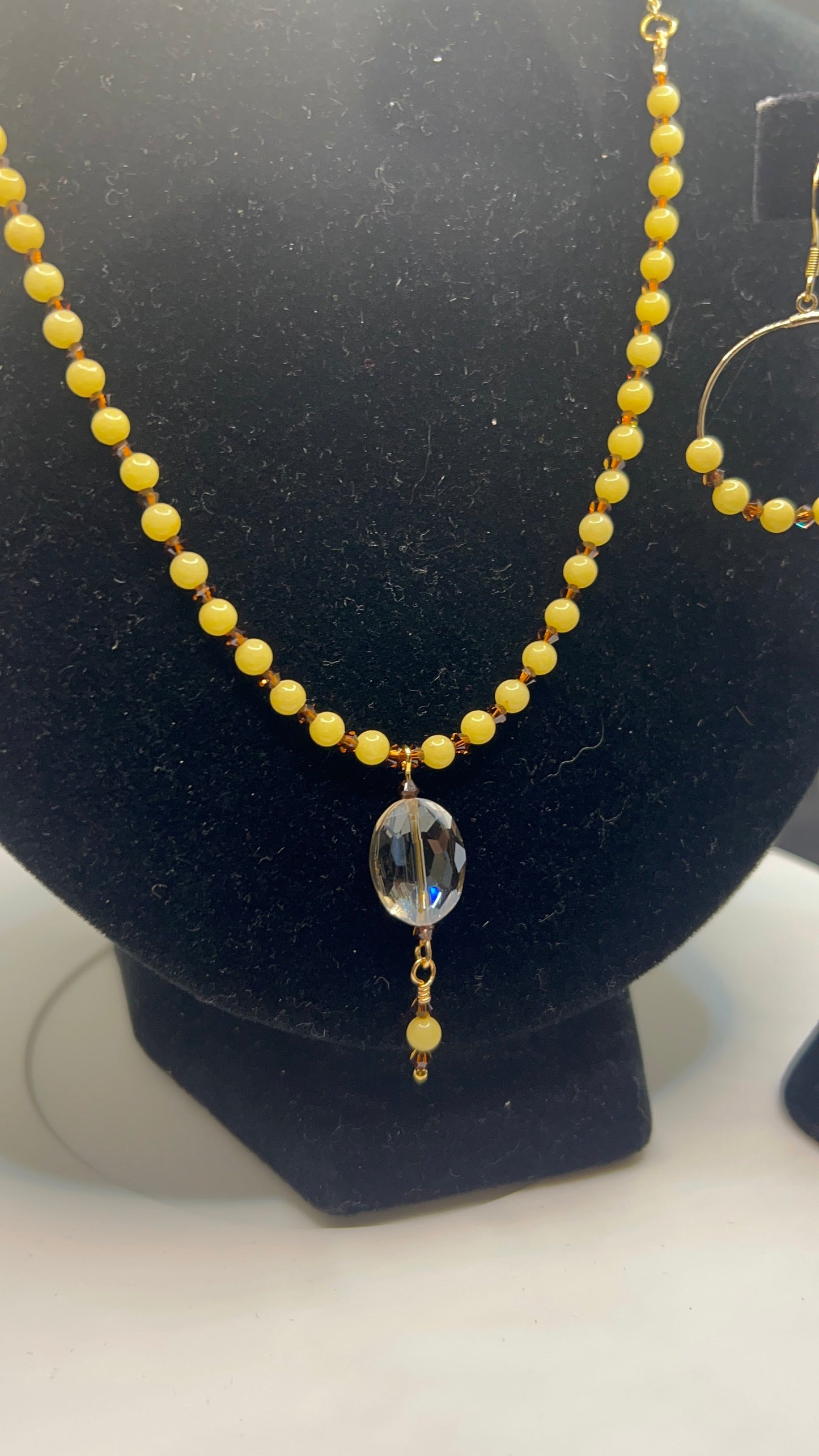 Yellow Jade and Amber Crystals with Gold Chain Necklace and Earrings