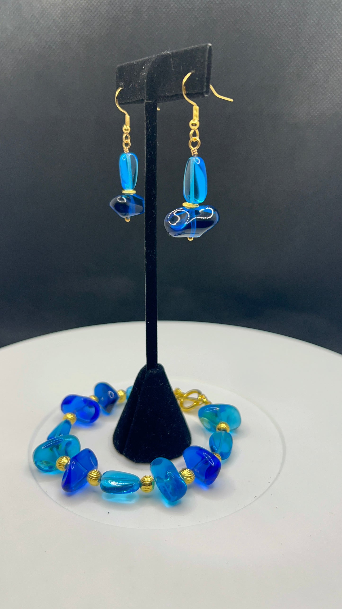 Czech Glass Tumbled Crashing Wave Stones and Aqua Twisted Oval Beaded Bracelet and Earrings