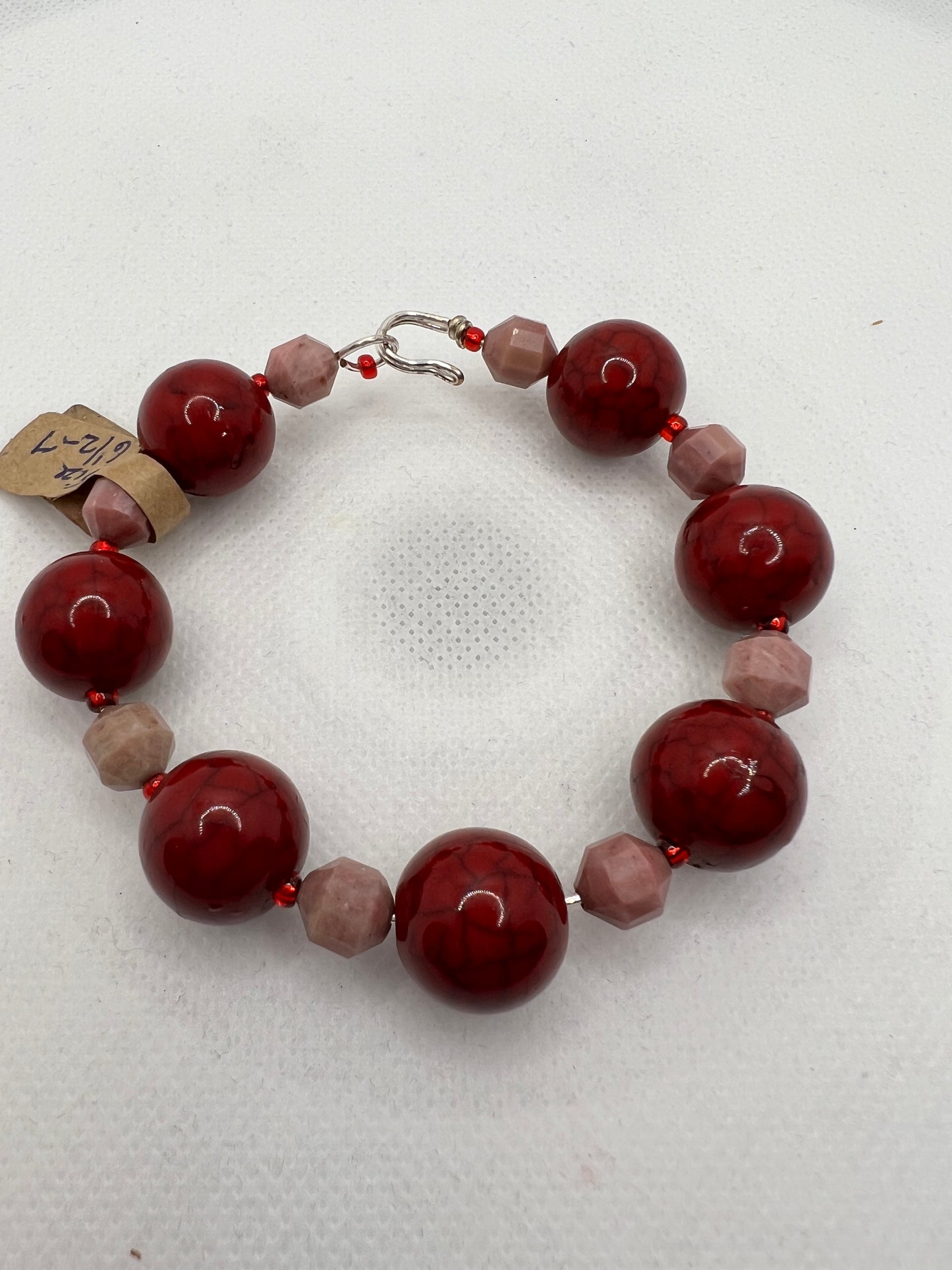 Red Crackle Large Beads with Rose Gemstones Bangle