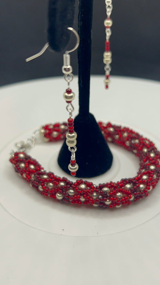 The Reds Netted Rope Bracelet and Earrings