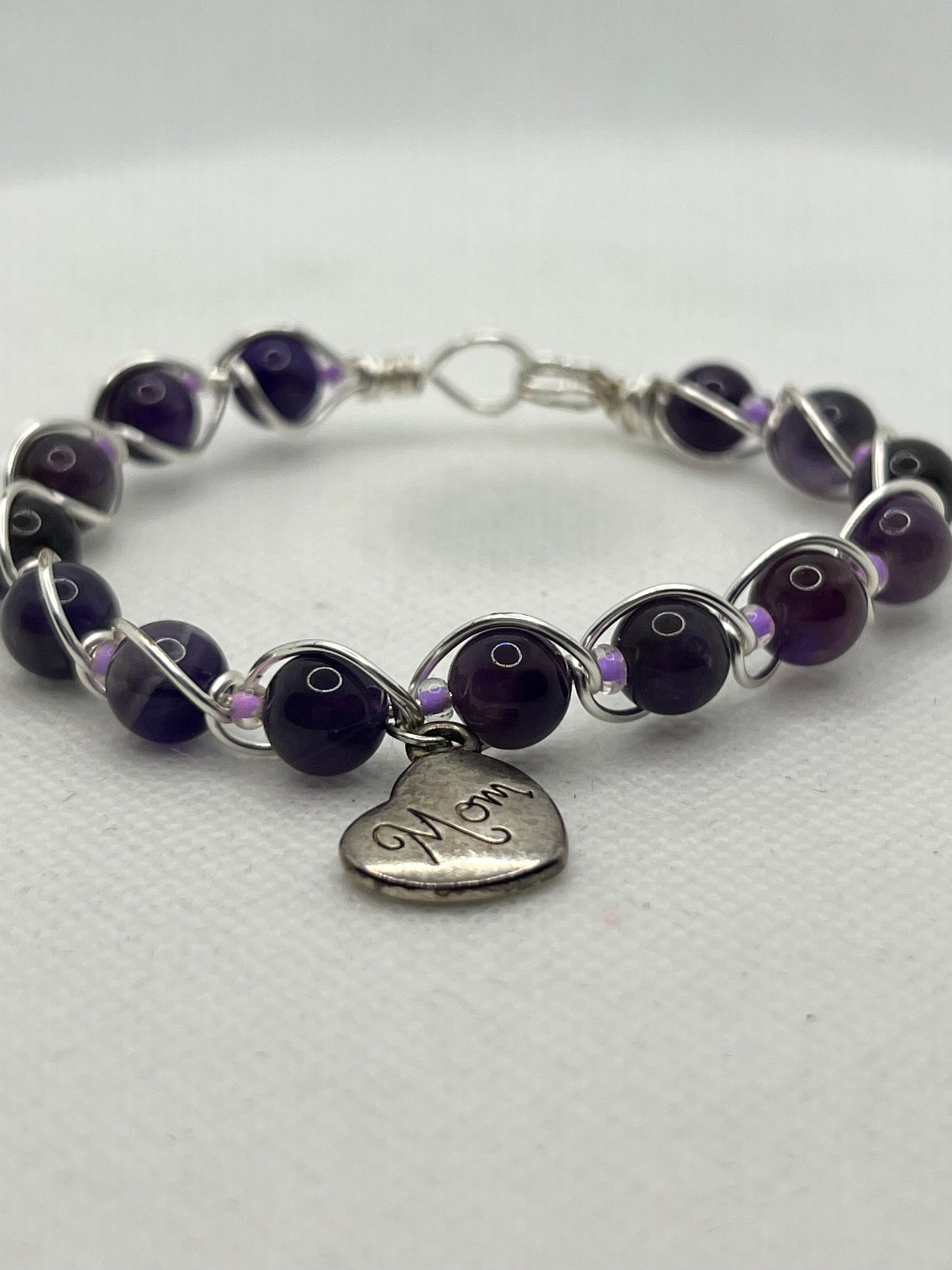 Amethyst Wrapped Beaded Bracelet with Mom Pendant (Silver)